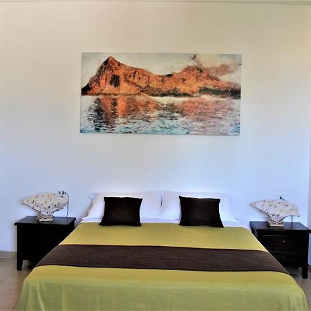 Il Rifugio Di Hazel Bed & Breakfast ซานวิโต โลคาโป ภายนอก รูปภาพ