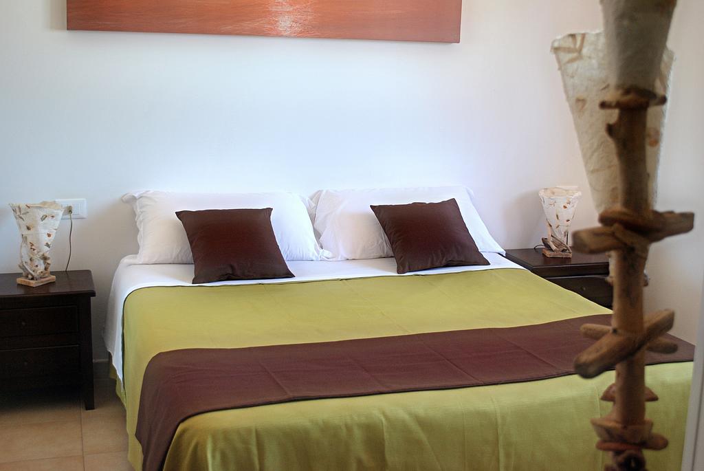Il Rifugio Di Hazel Bed & Breakfast ซานวิโต โลคาโป ห้อง รูปภาพ