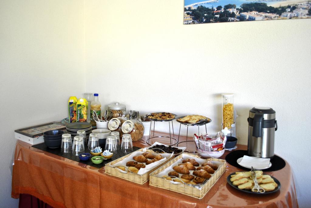 Il Rifugio Di Hazel Bed & Breakfast ซานวิโต โลคาโป ภายนอก รูปภาพ